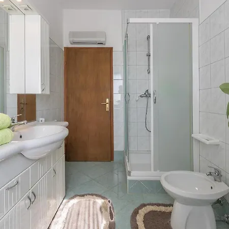 Apartment Fuer 4 Personen Ca 65 Qm In Fazana, Istrien Istrische Riviera Fazana